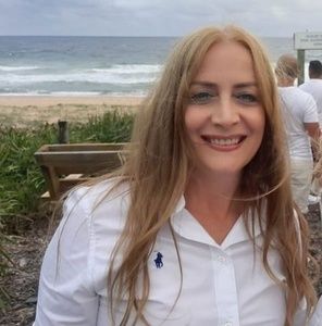 Meet your Posher, Janete